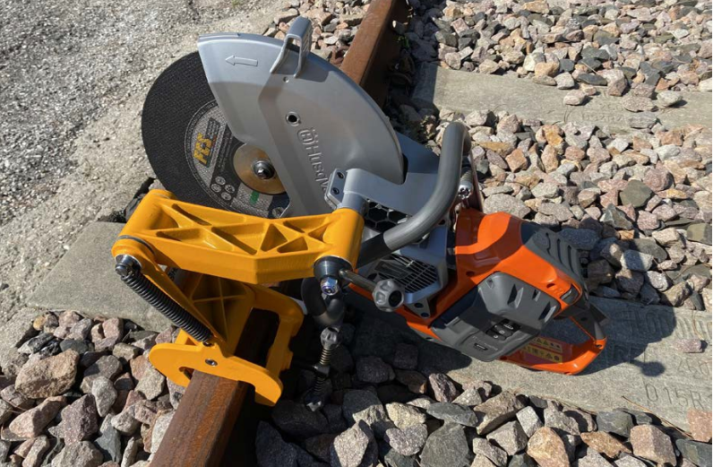 CORTADORA DE TRILHOS BATERIA E-K1 CORTADORA DE TRILHOS BATERIA E-K1