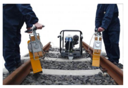 COMPACTADORA DE LASTRO GRV